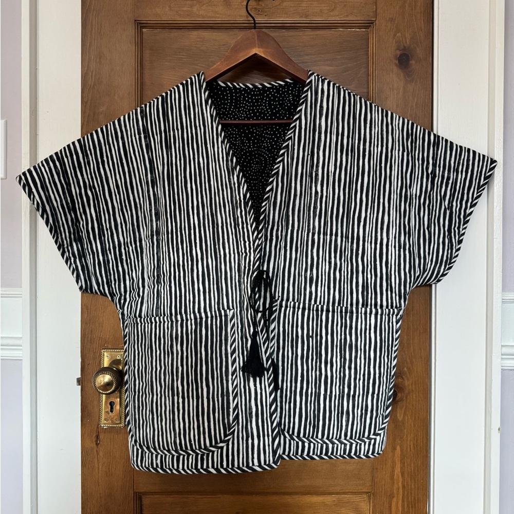 Striped Short Zora Jacket - Black & White